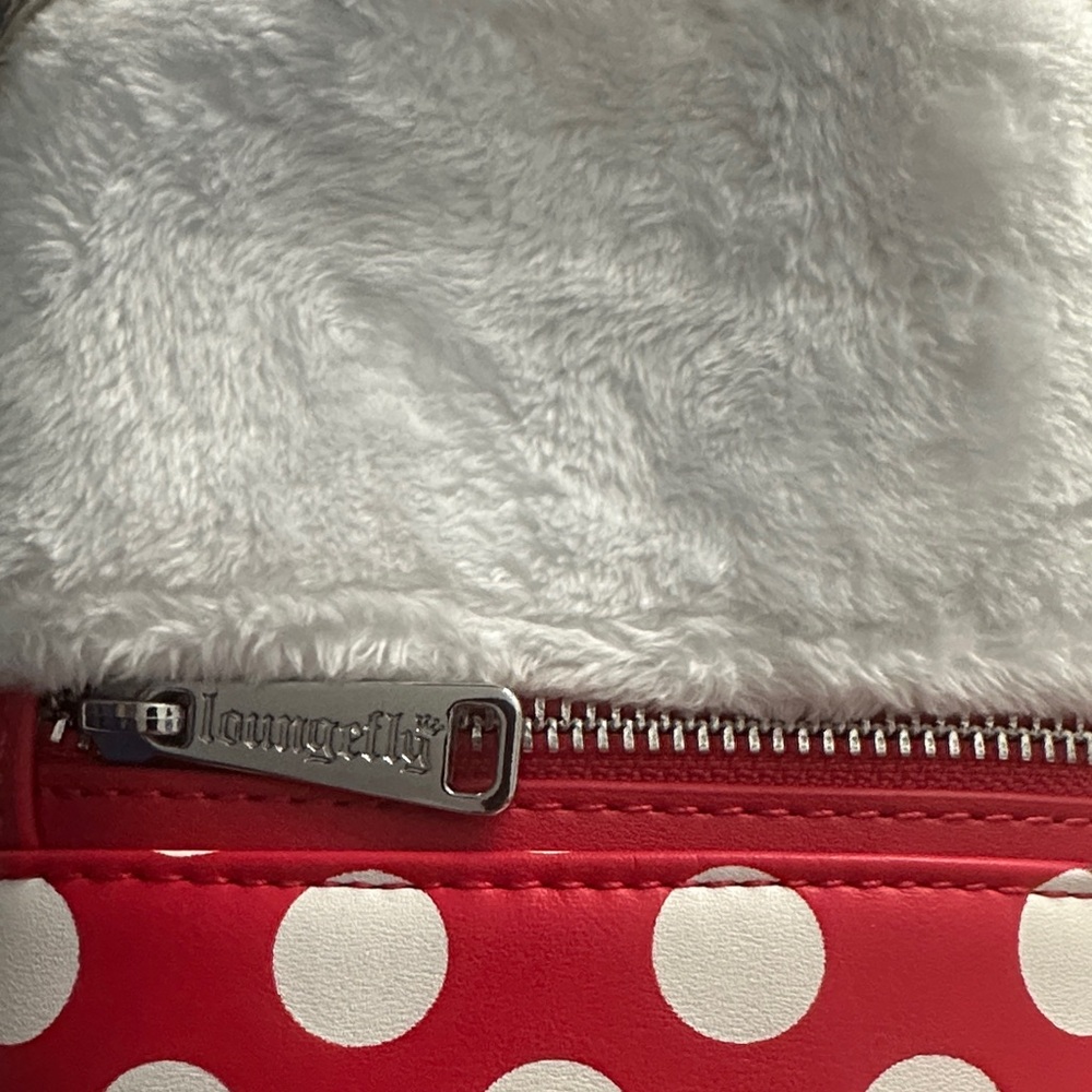 Disney Loungefly Minnie Mouse Polka Dot Stocking Bag - Picture 5 of 6